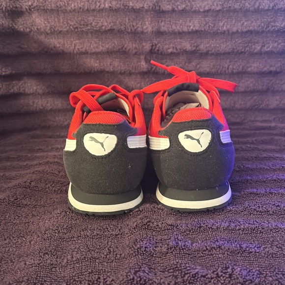 PUMA - Picture 3 of 5